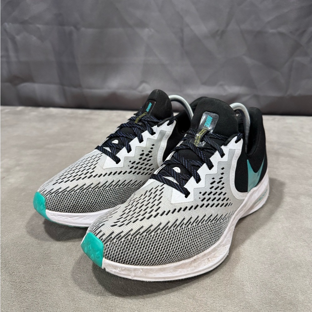 Nike Air Zoom Winflo Running Shoes